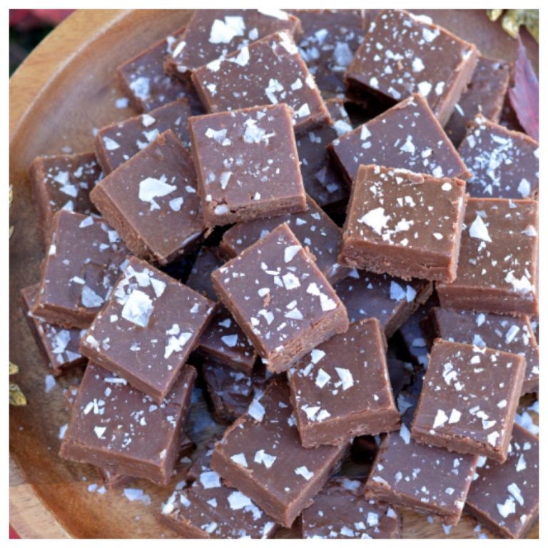 Salted Fudge With Cinnamon